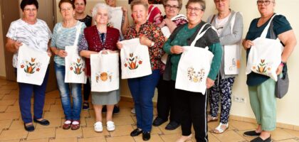 Warsztaty manualne – malujemy borowiackie wzory na eko torbach!