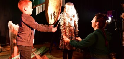 TEATR POLSKA w Lubiewie  ze spektaklem „Kwiat paproci”