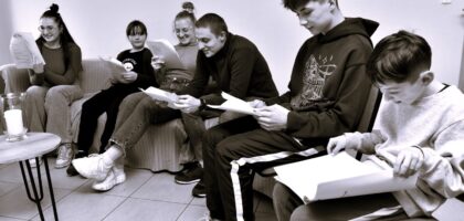 Czytanie performatywne „Dziennika nastoletnich myśli”