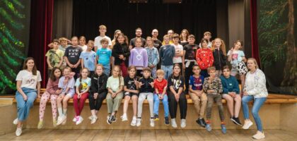 Święto Młodych – relacja z pierwszego tygodnia lata w teatrze w Lubiewie