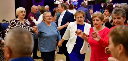 Taneczny Dzień Seniora – fotorelacja z zabawy