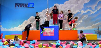 Wyjazd na trampoliny – I tydzień ferii (fotorealcja)